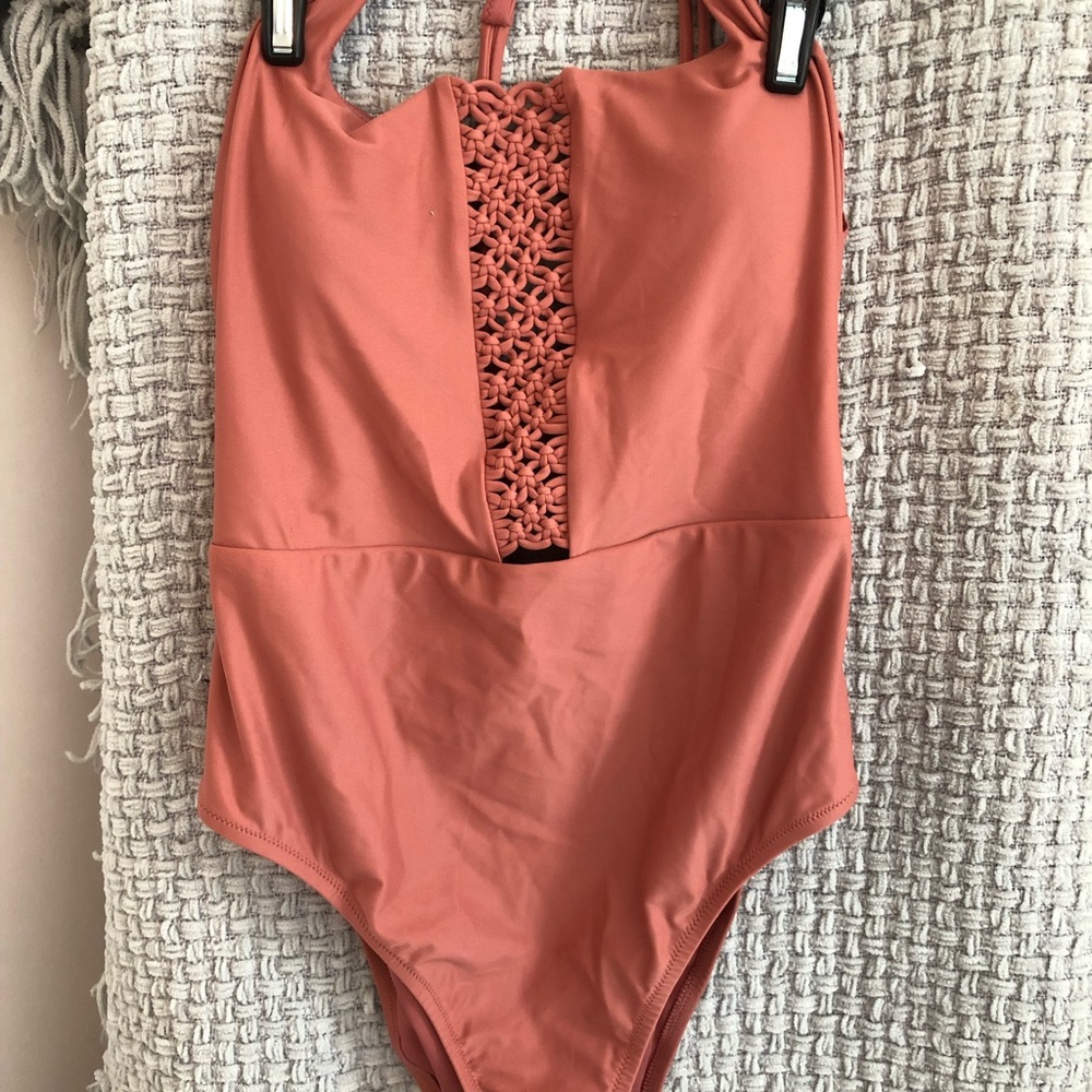 Women's Pink Macrame Scoop One Piece Swimsuit